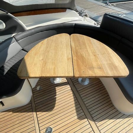 Un séjour de rêve sur un bateau - BOAT PARADISE HÔTEL La Rochelle  Exterior foto